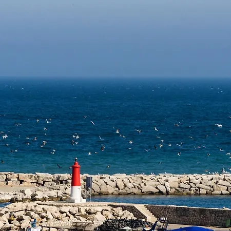 Marina With Sea Views, Pool And Parking *