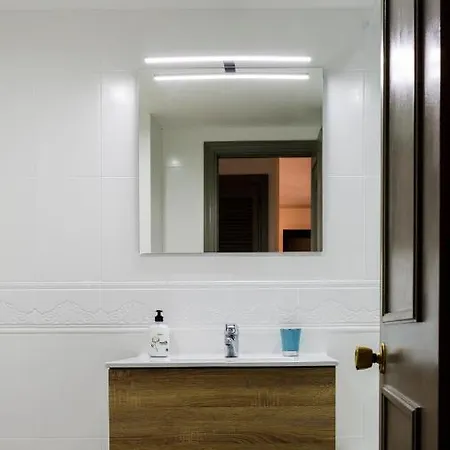 Marina With Sea Views, Pool And Parking Apartamento