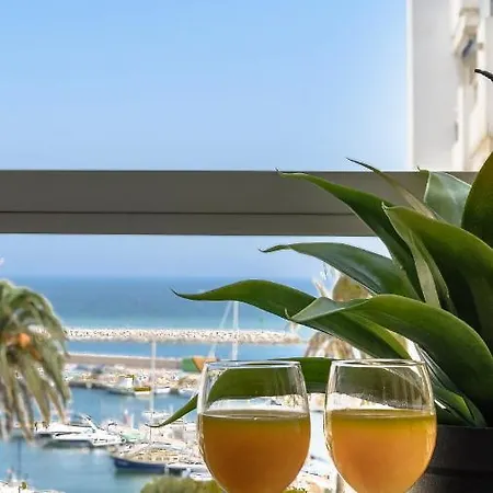 Lejlighed Marina With Sea Views, Pool And Parking Estepona