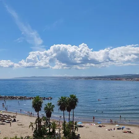 Marina With Sea Views, Pool And Parking Appartement Estepona