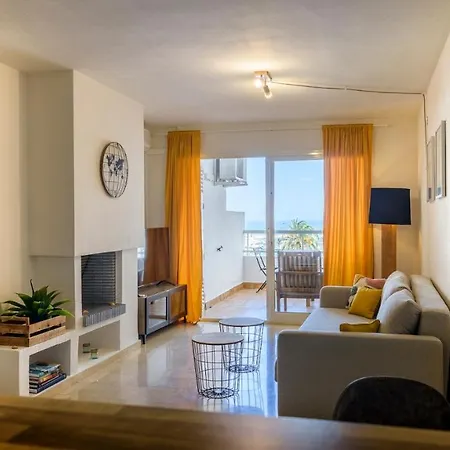 Marina With Sea Views, Pool And Parking Appartement Estepona