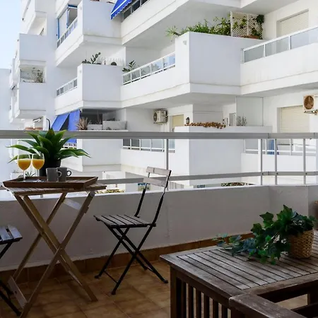 Marina With Sea Views, Pool And Parking Appartement Estepona