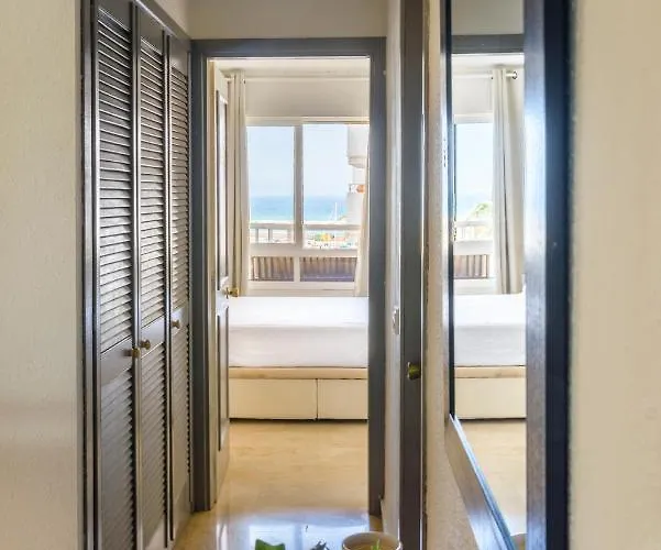 Appartement Marina With Sea Views, Pool And Parking