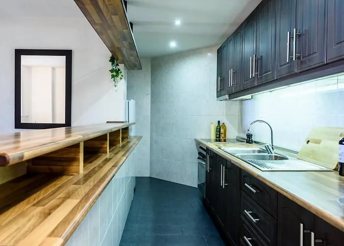 Marina With Sea Views, Pool And Parking Appartement Estepona