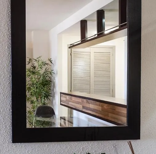 Marina With Sea Views, Pool And Parking