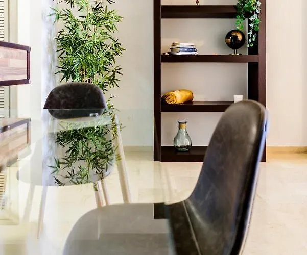 Marina With Sea Views, Pool And Parking Lägenhet *